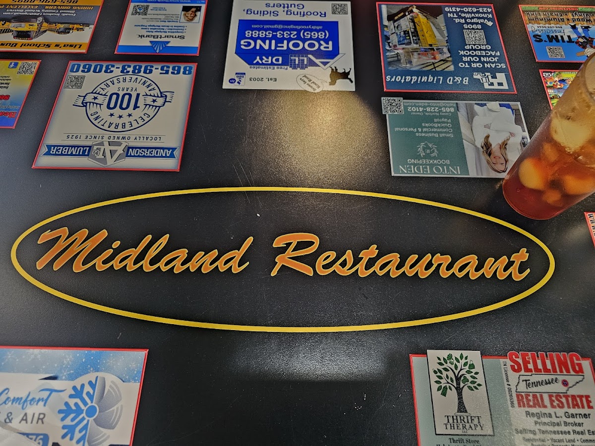 Midland Restaurant - Photo 3