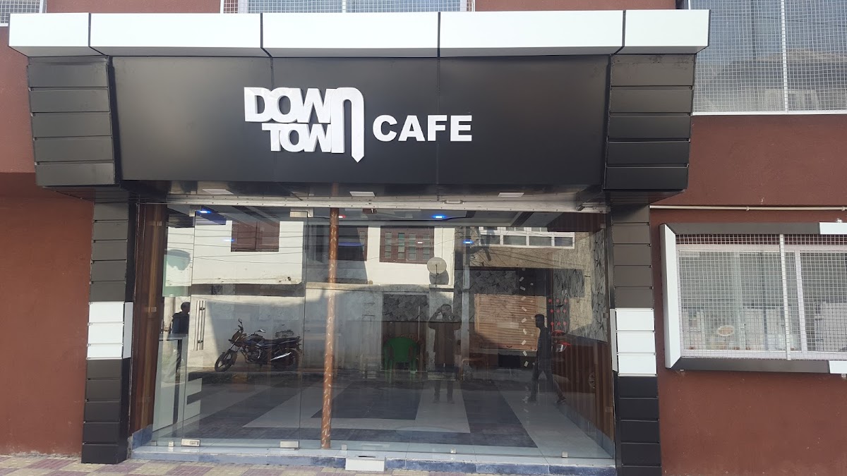 Down Town Cafe