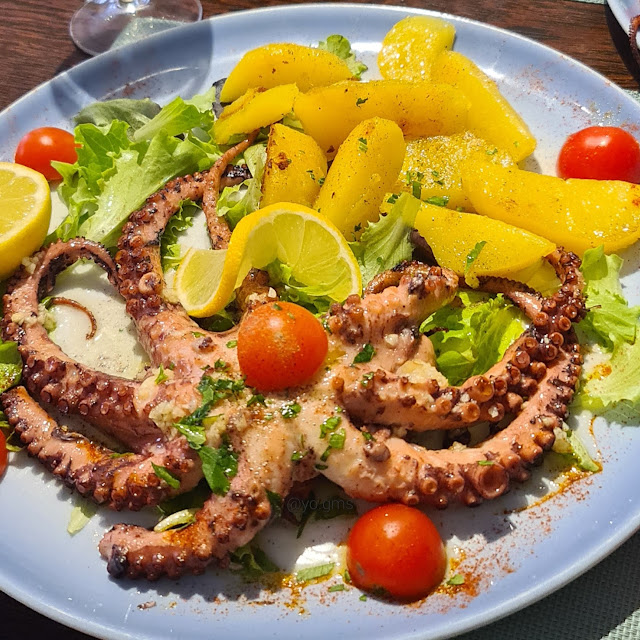 Oktopus Mit Ofen Gebackenen Kartoffeln