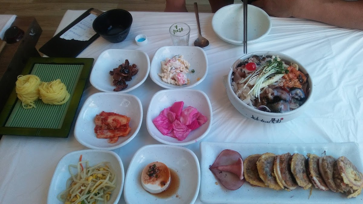 Sokcho jar mulhoe(속초항아리물회) - Photo 6