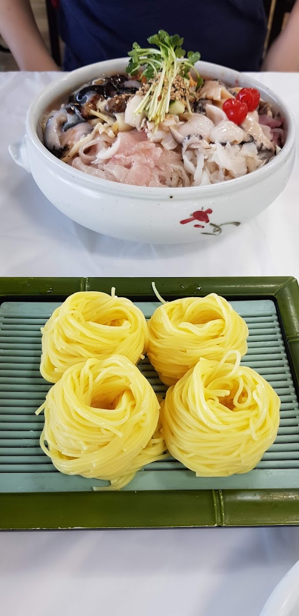 Sokcho jar mulhoe(속초항아리물회) - Photo 8