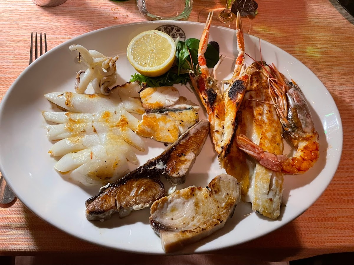 Trattoria Corte Fiorina - Photo 1