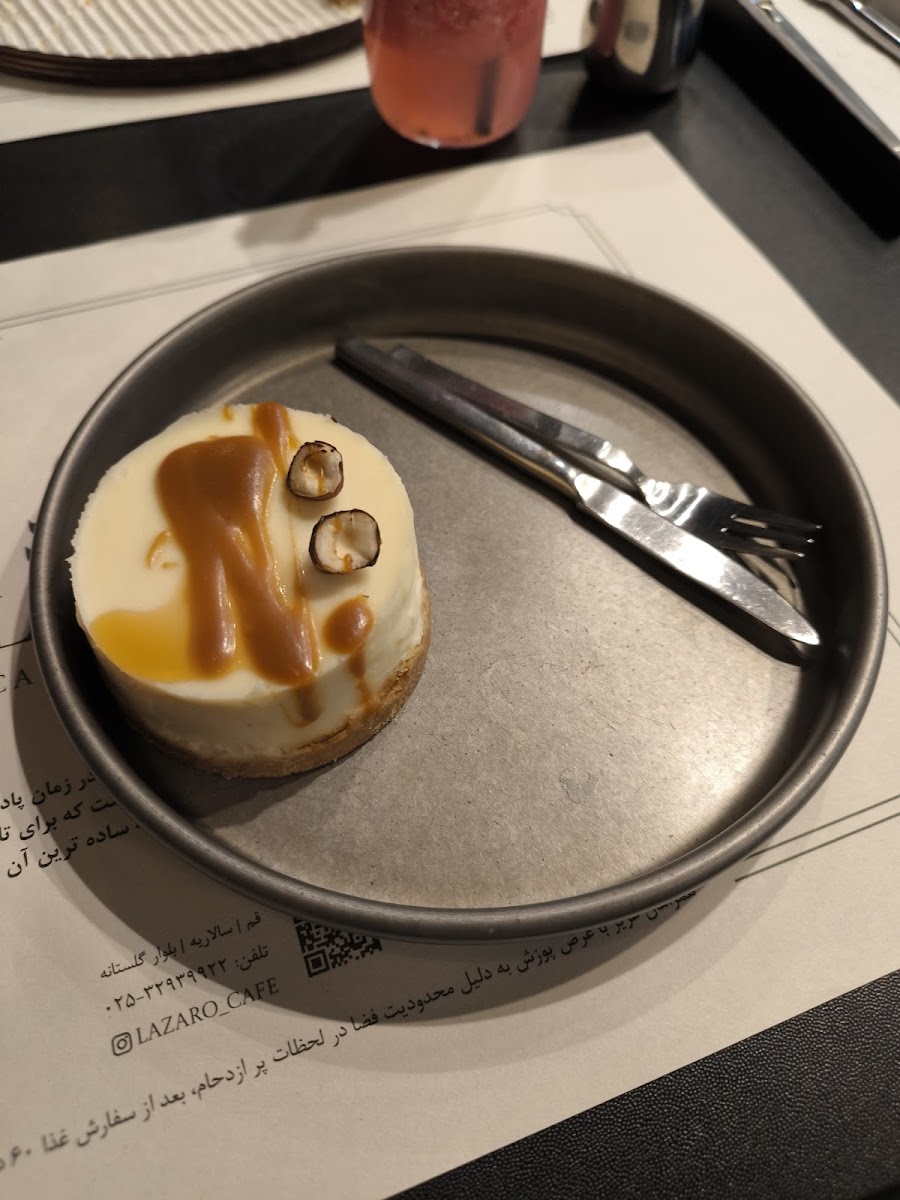 Lazaro Cafe - Photo 8