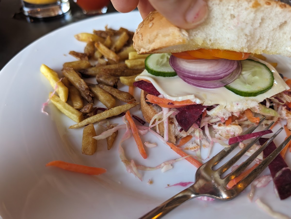 HILL POINT GRILL - Photo 4