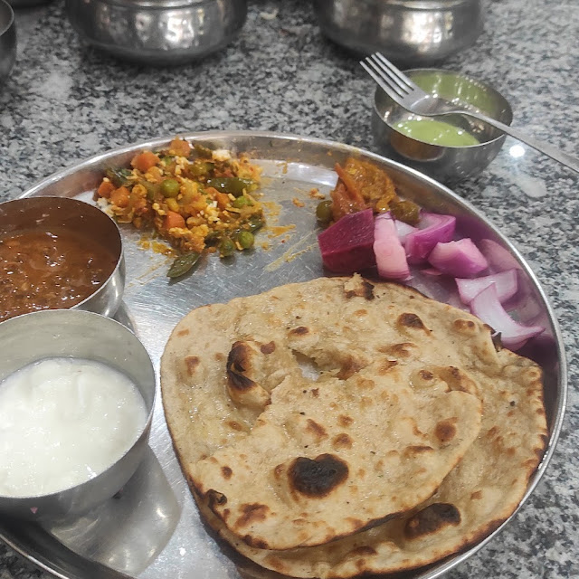 Dal Makhn 2 Butter Roti