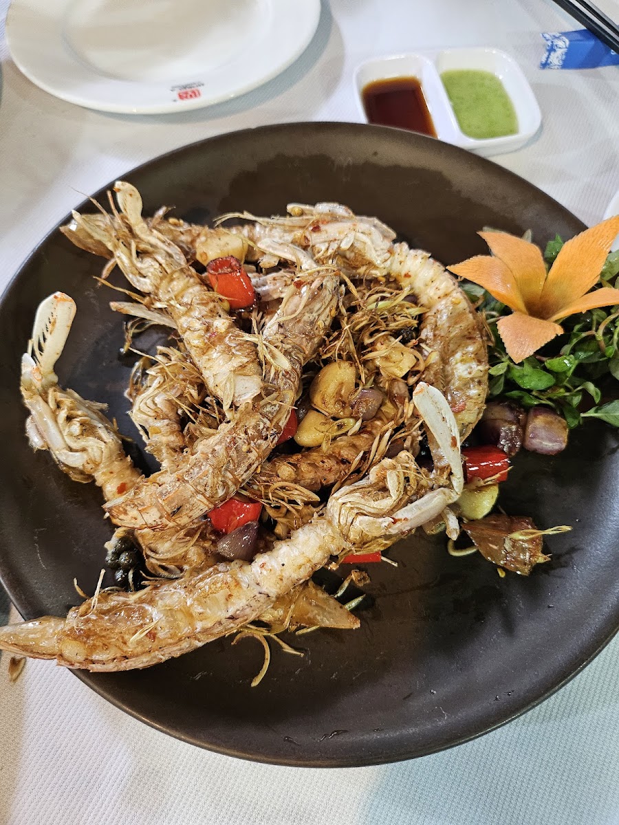 White Sails Fresh Sea Food - Photo 5