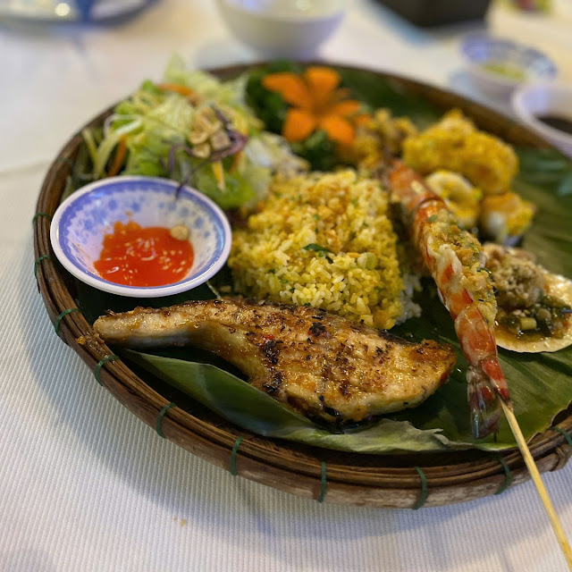 Tôm Hùm Nướng Bơ Tỏi