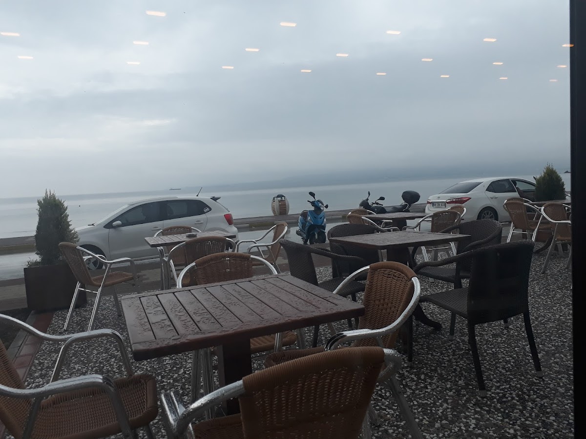 Limon Cafe