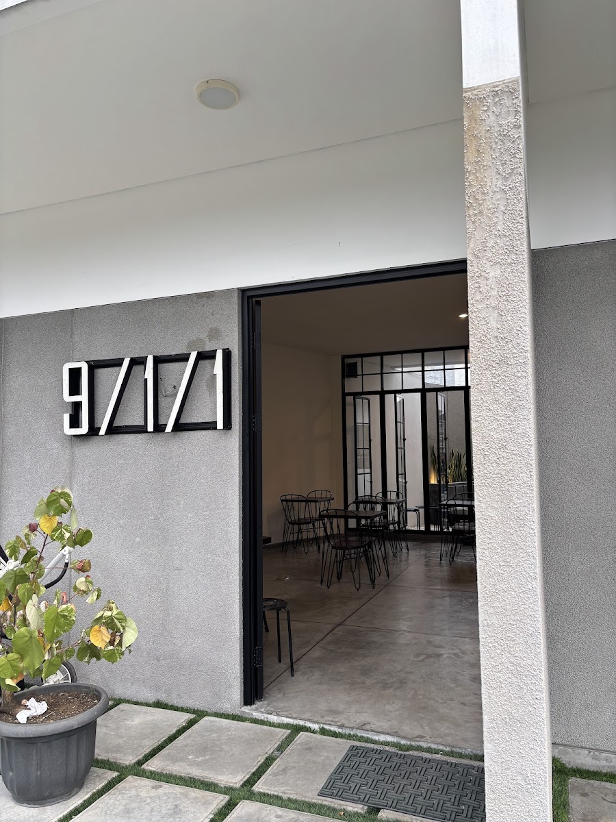 911 Coffee Buah Batu