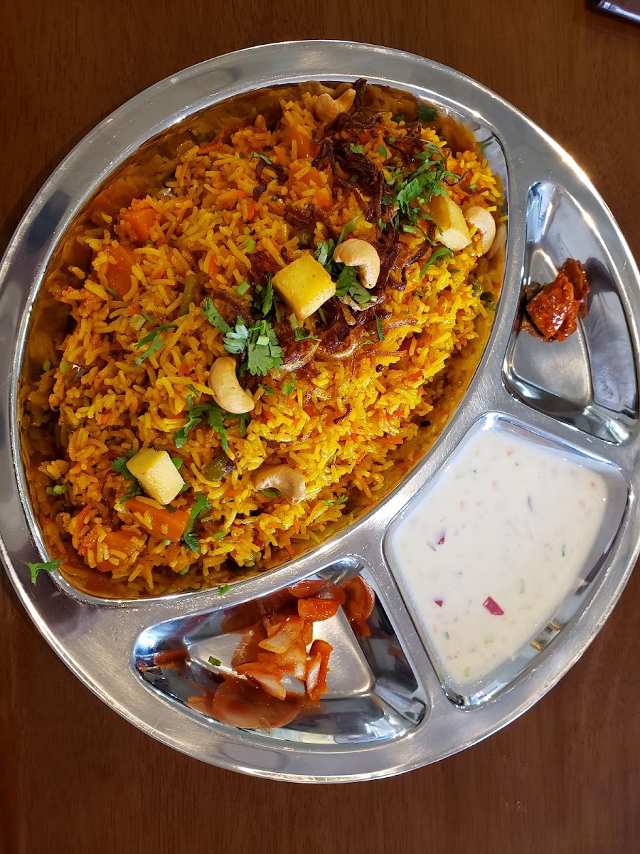Ichigo Riverside - Indian Restaurant - Photo 8