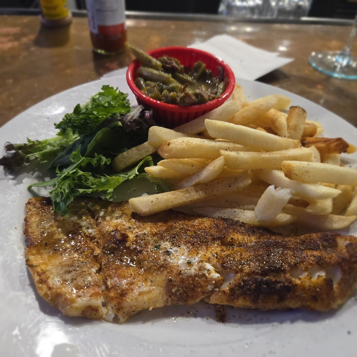 Coast 2 Coast Seafood Bar and Grill - Photo 9