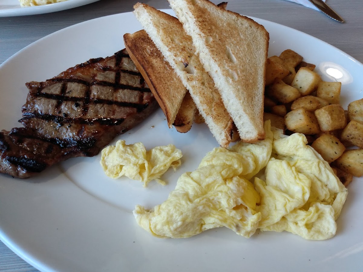 Papi's Country Kitchen - Photo 1