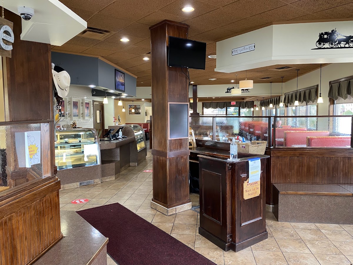 Papi's Country Kitchen - Photo 3