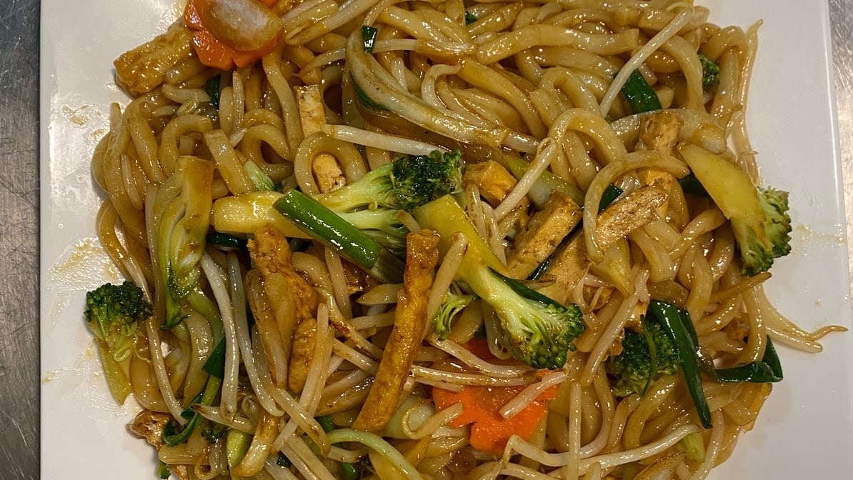 Jufeng Noodle House - Photo 1