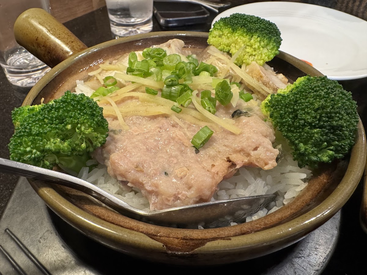 Jufeng Noodle House - Photo 4