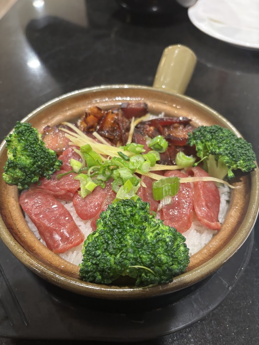 Jufeng Noodle House - Photo 8