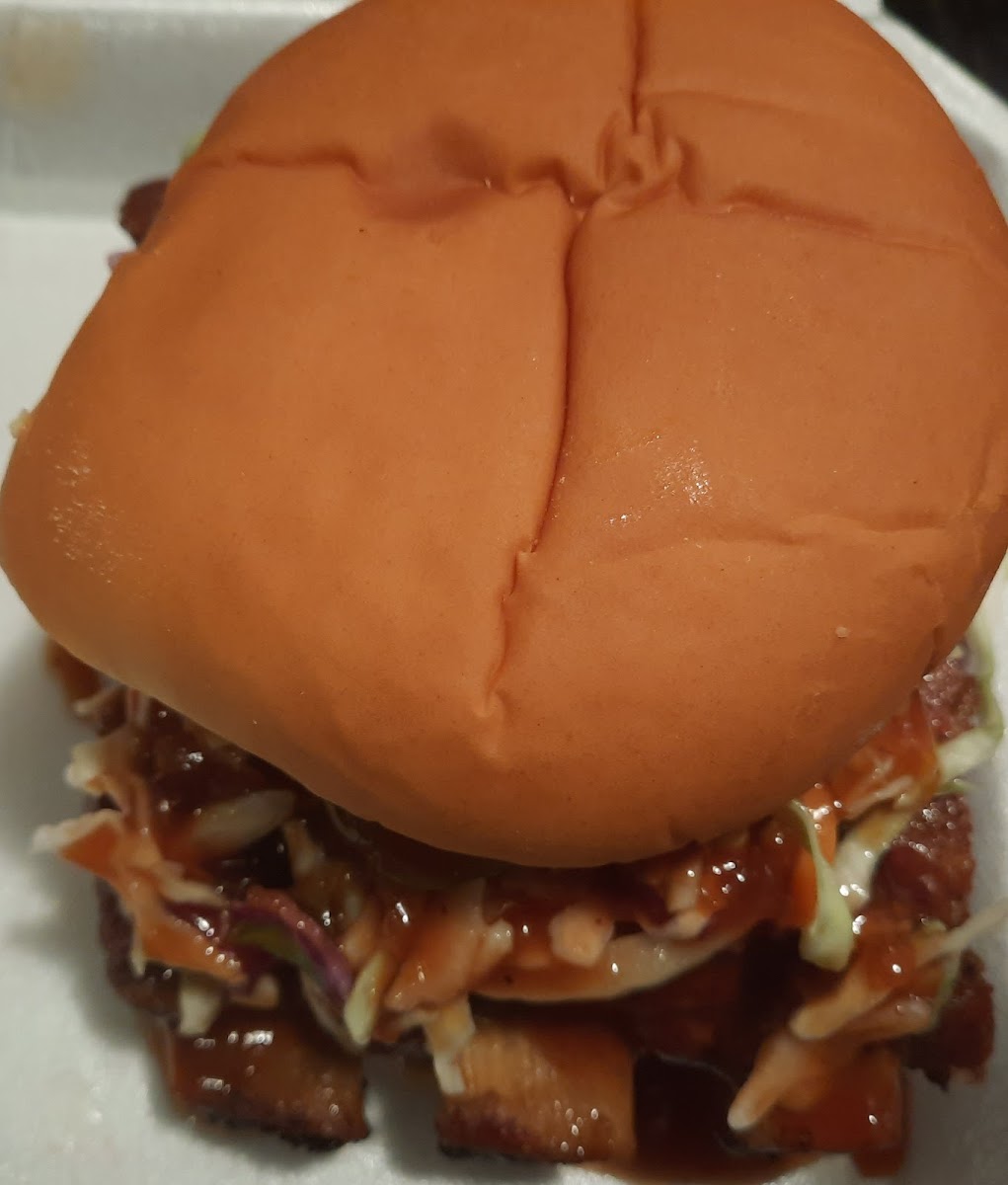 POP'S LICKIN AND SMACKIN BBQ - Photo 9