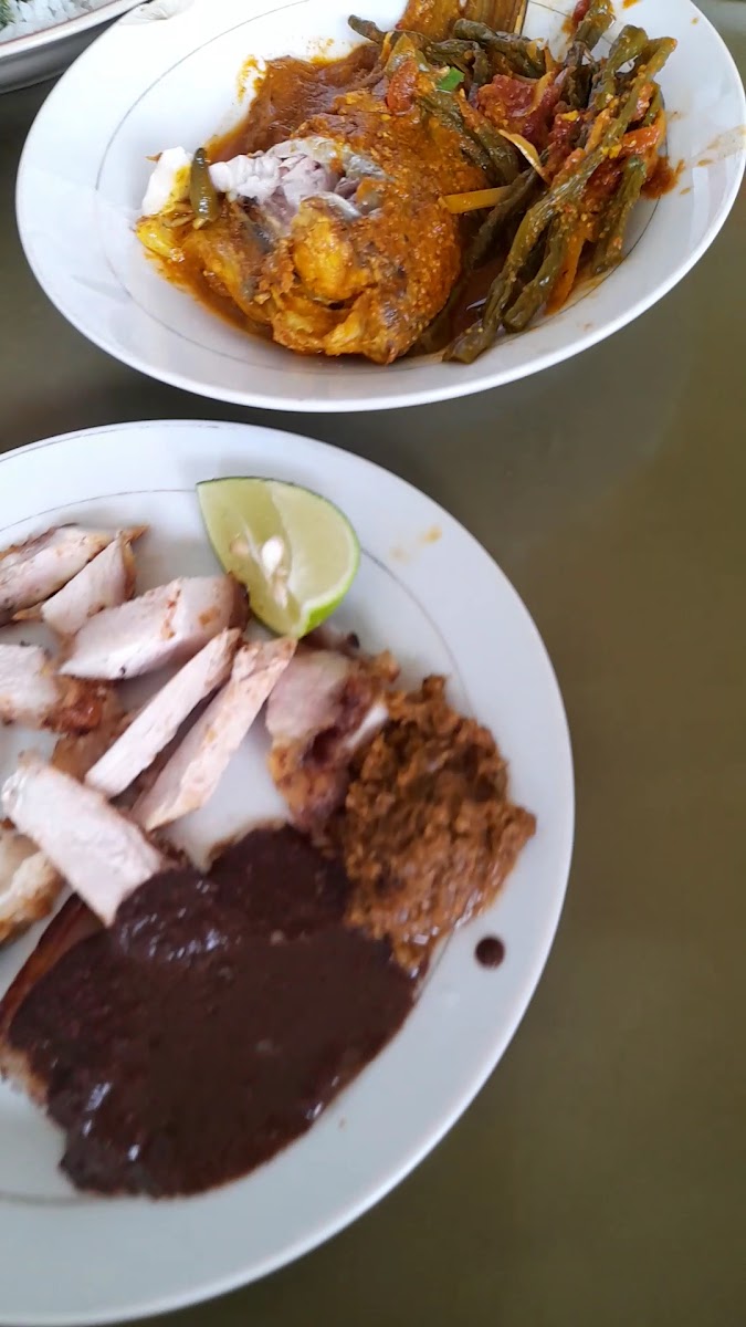 Sihombing 2 Restaurant - Photo 1