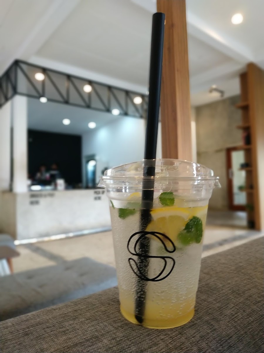 SKAPAT COFFEE HOUSE - Photo 9