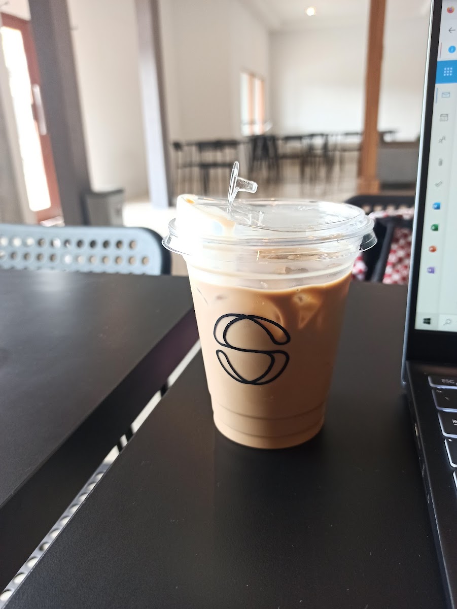 SKAPAT COFFEE HOUSE - Photo 6