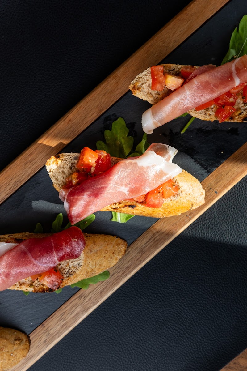 Bardini Restaurant & Bar - Photo 9