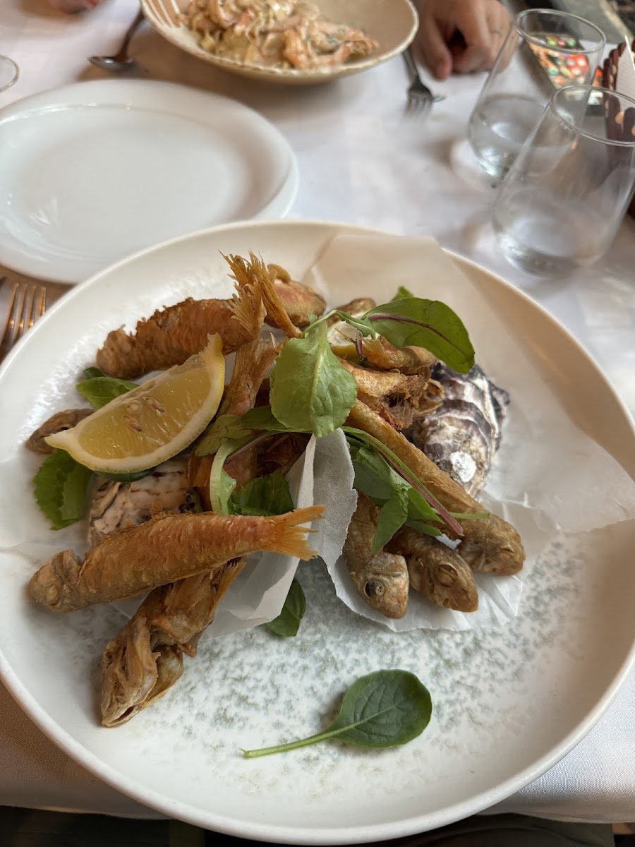 Fish Restaurant And Shop Varkat - Photo 8