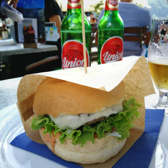 Cheeseburger
