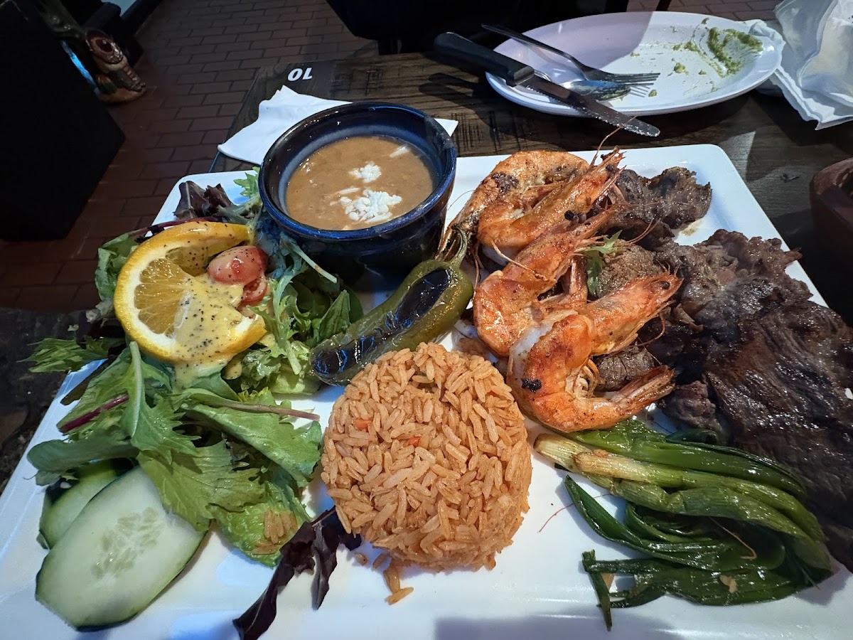 Las Pencas de Maguey Restaurant - Photo 4