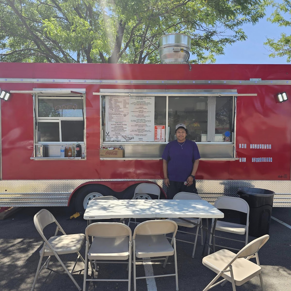 Las Tijeritas Food Truck (Red)