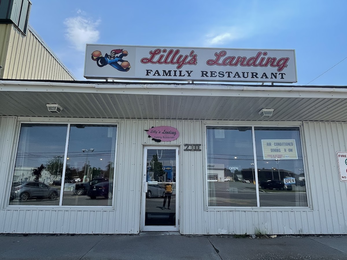 Lilly's Landing Family Restaurant