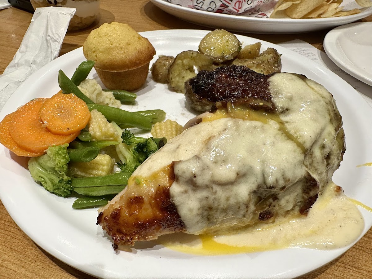 Kenny Rogers Roasters - SM Southmall - Photo 1