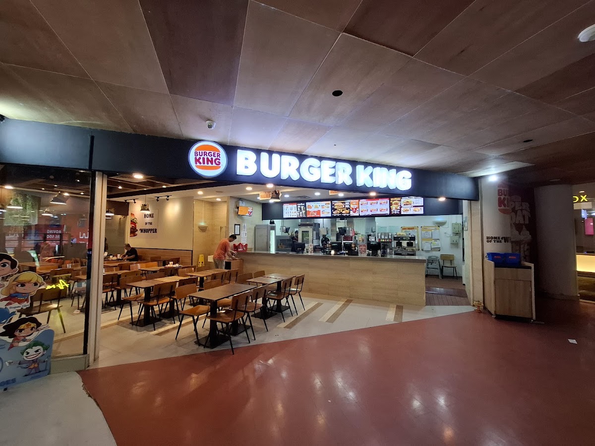 Burger King - BeachWalk - Photo 5