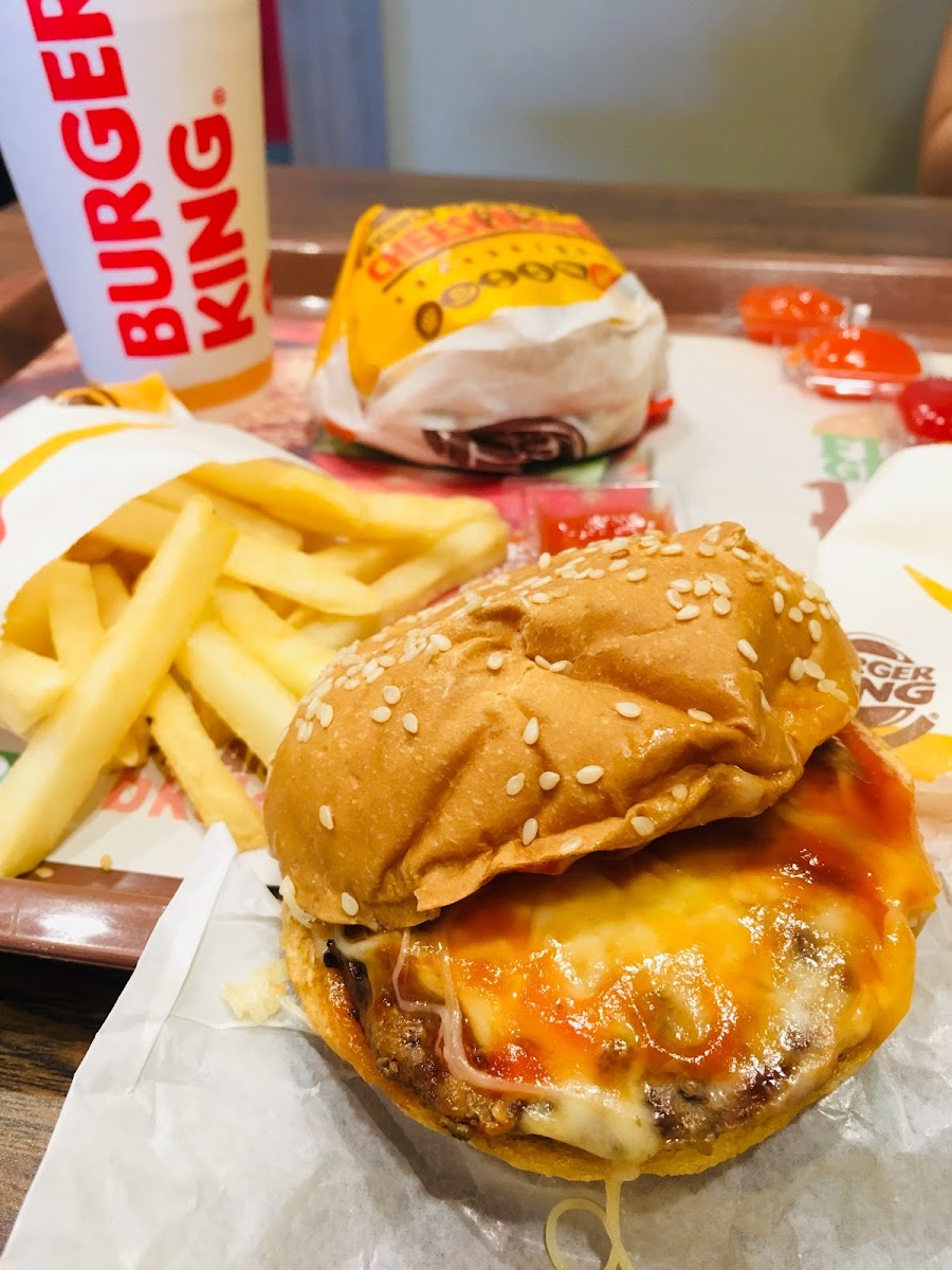 Burger King - BeachWalk - Photo 6