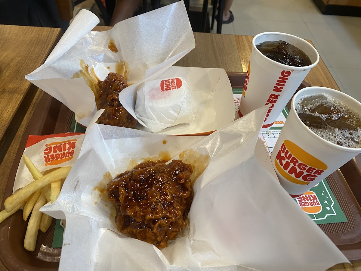 Burger King - BeachWalk - Photo 7