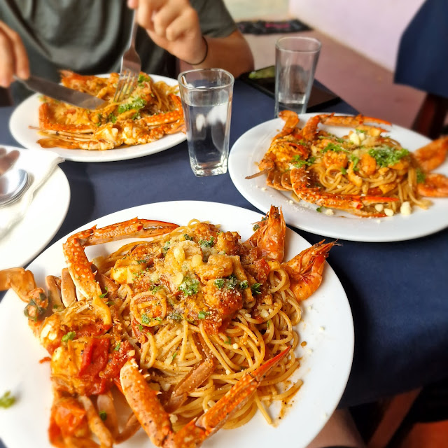 Spaghetti Con Granchio E Spaghetti Alla Carbonara