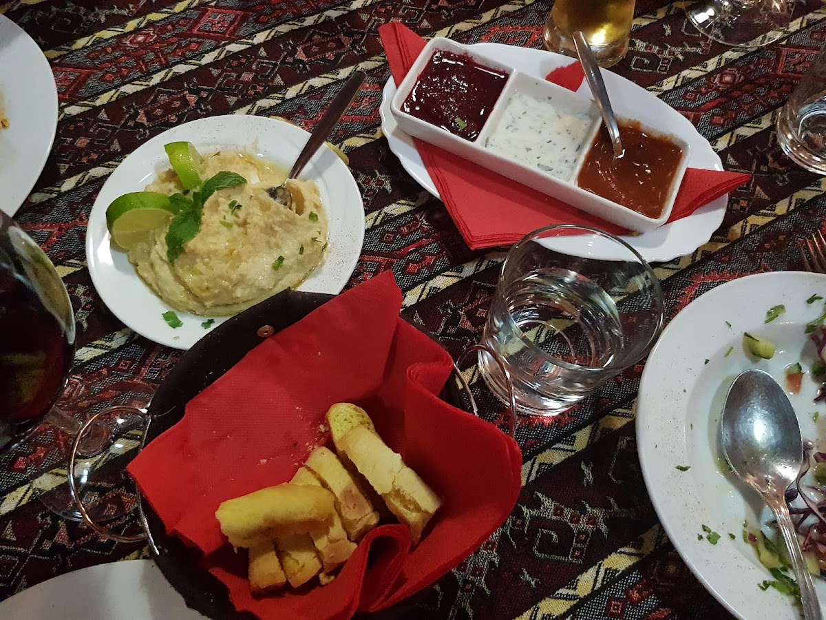 Mezze Grill - Photo 7