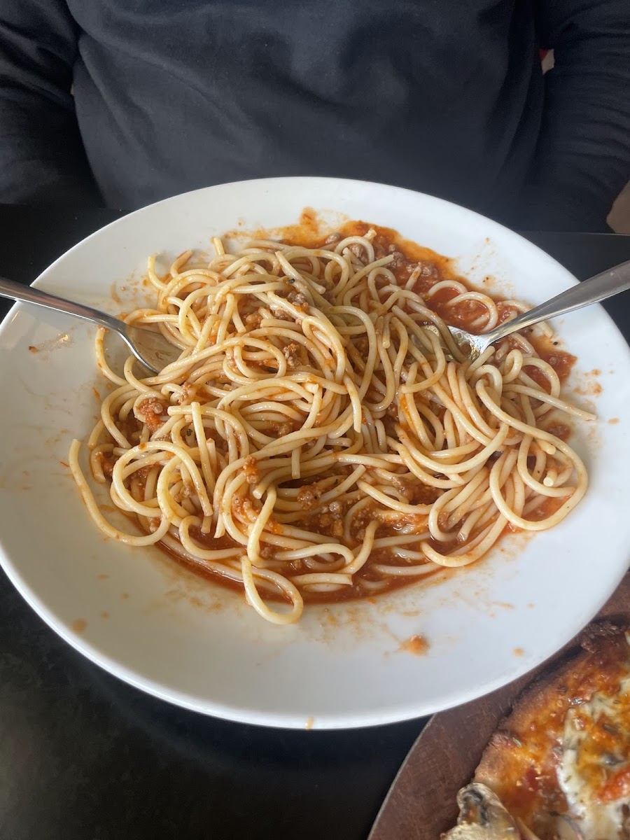 Dom's Pizza Pasta Windsor - Photo 6