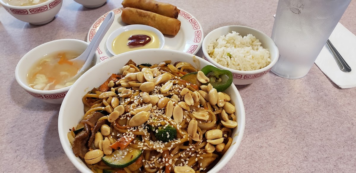 Mongolian BBQ - Photo 1