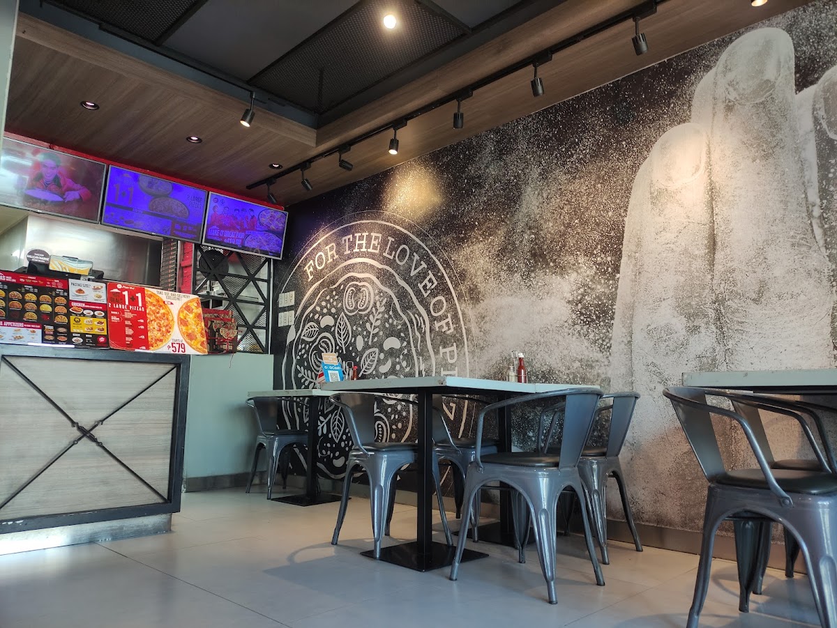 Pizza Hut - Concepcion Bayan Bayanan - Photo 3