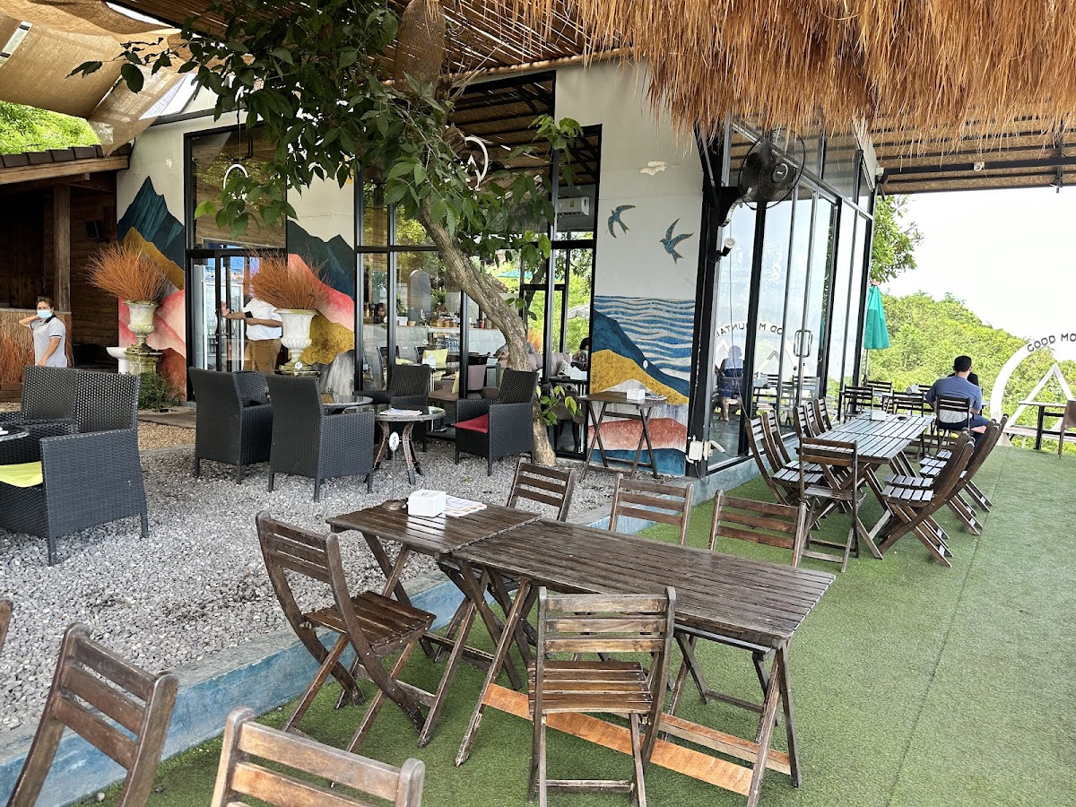 Good Mountain Cafe