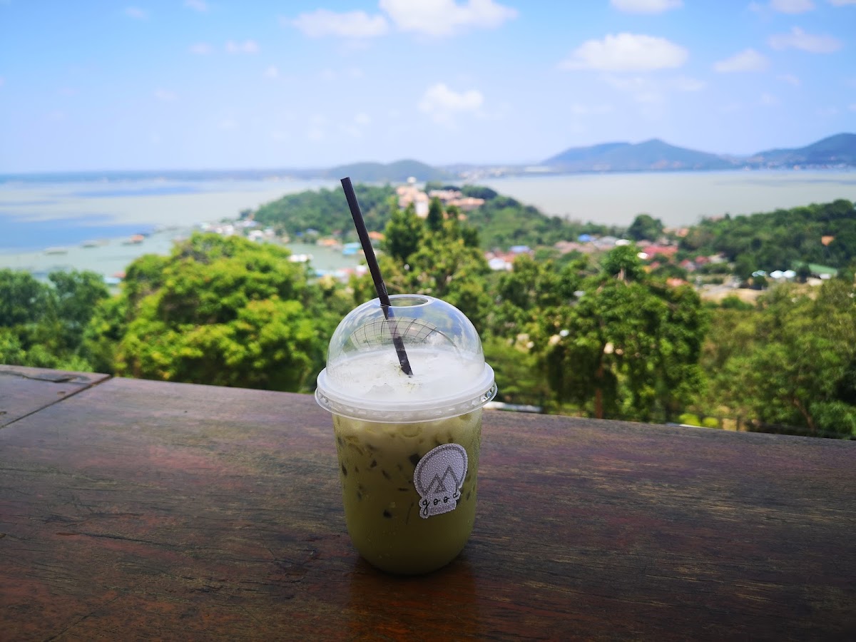 Good Mountain Cafe - Photo 9