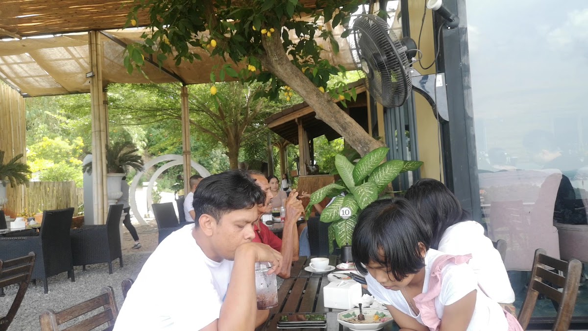 Good Mountain Cafe - Photo 1