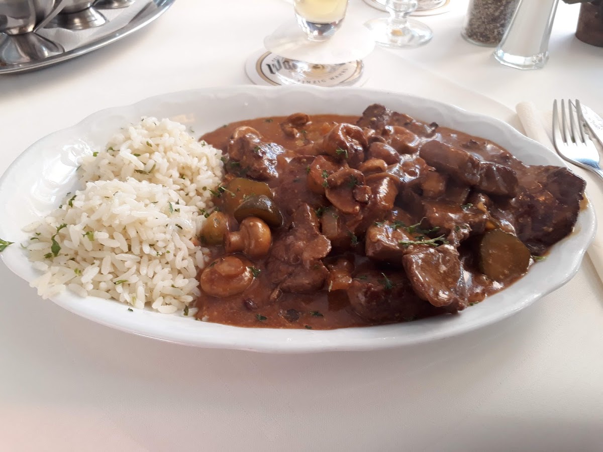 Restaurant 'Dubrovnik' in Leezen - Photo 9
