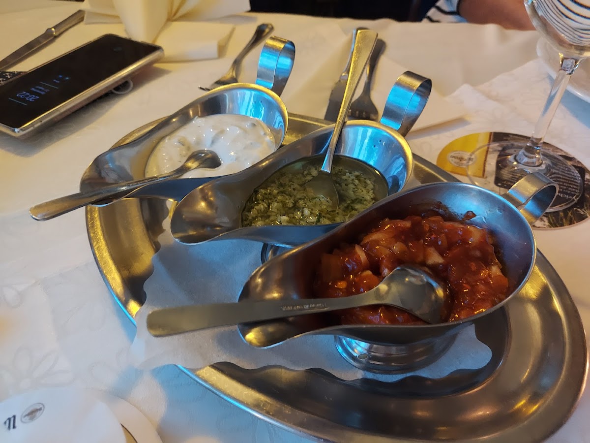 Restaurant 'Dubrovnik' in Leezen - Photo 4