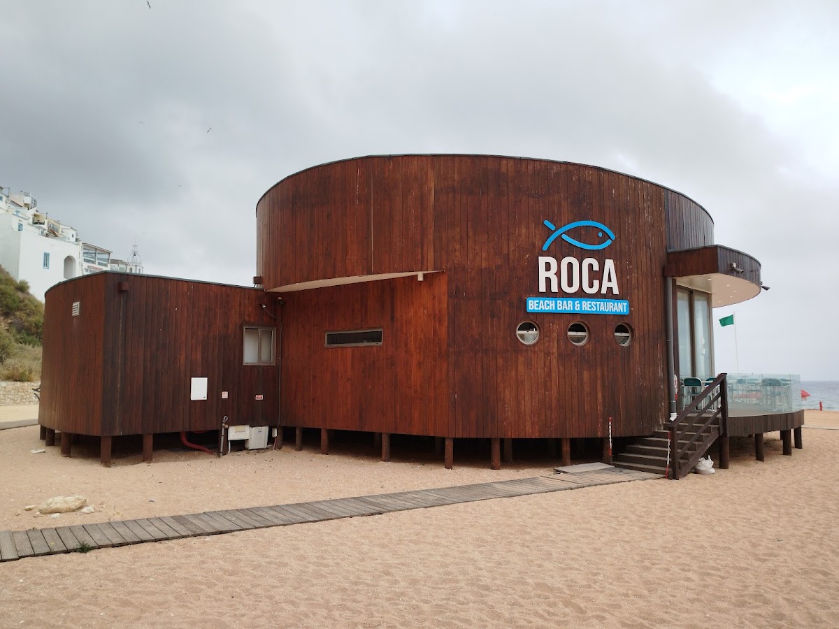 Roca Beach Bar & Restaurante - Photo 6