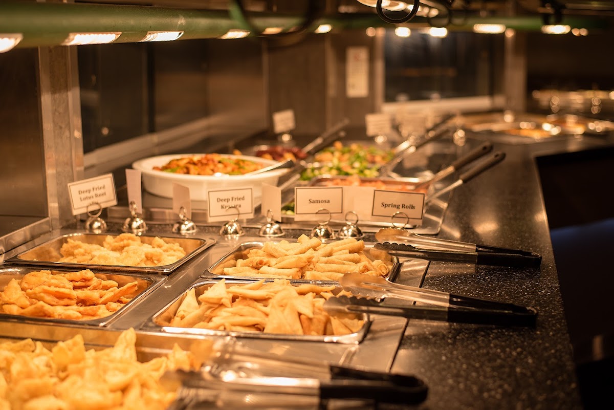 Garden Restaurant Buffet - Photo 4