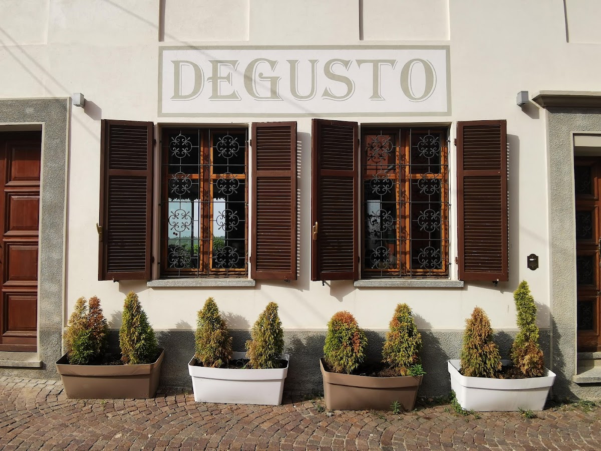Degusto
