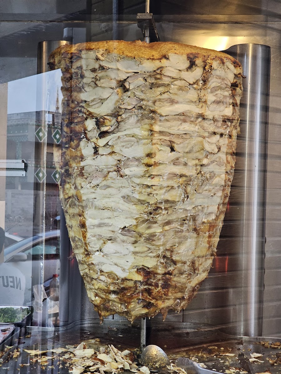 Al Jamal Restaurant - Photo 6