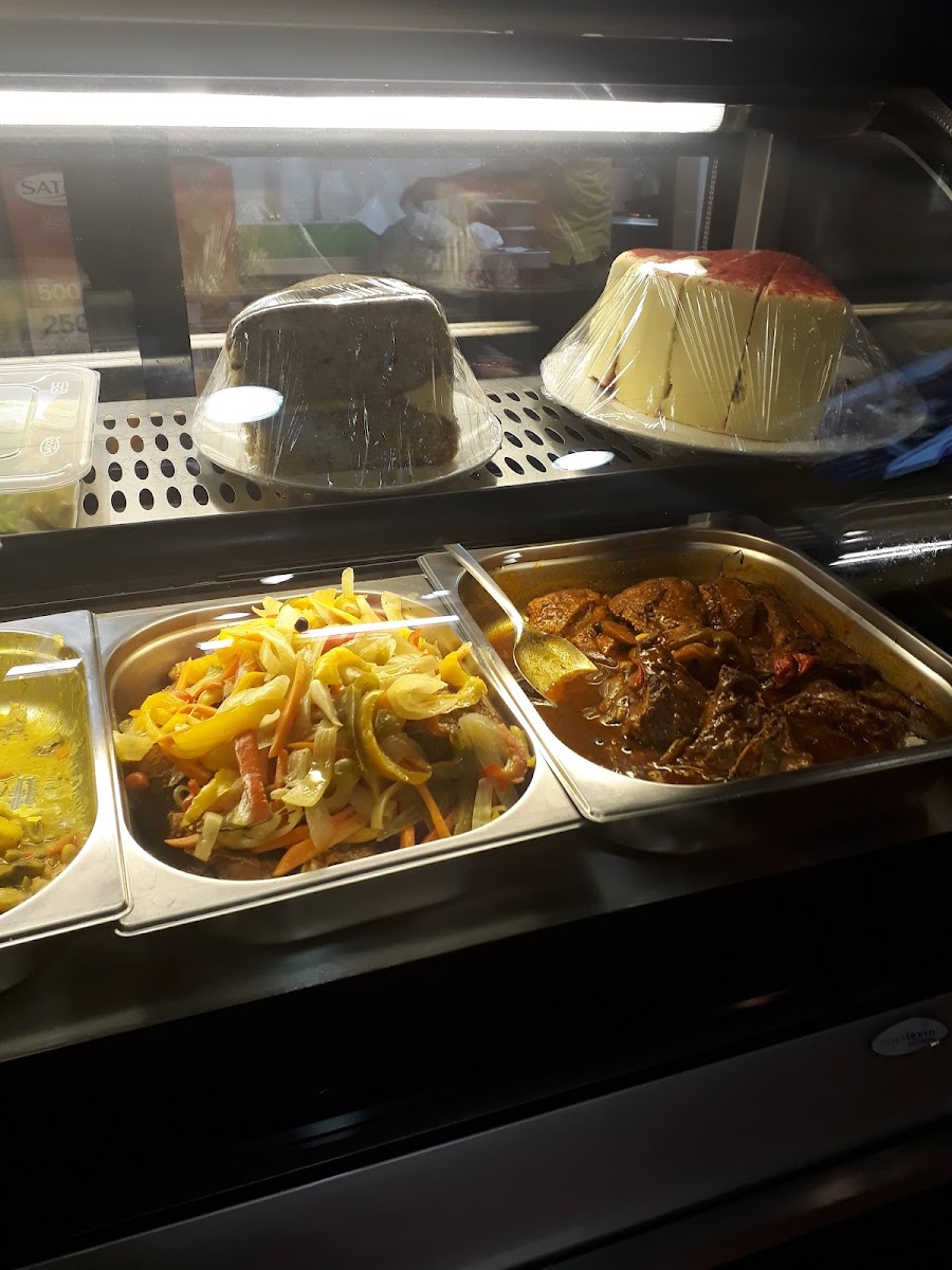 Coconut Palm Jerk Centre - Photo 3