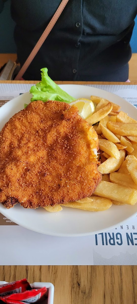 Alpen Grill - Photo 5